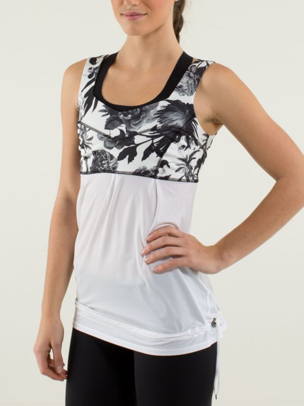 Lululemon tame me brisk bloom yoga tank top